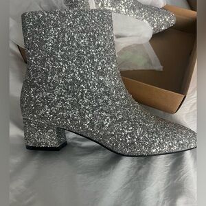 Sparkle boot never worn
